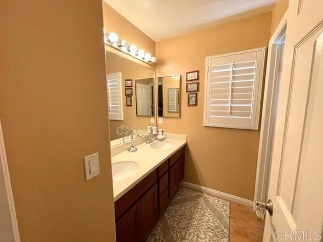 https://cdn.realtyfeed.com/cdn/127/305703897/8532334cab06ac754e4885dd7f3103ac.webp