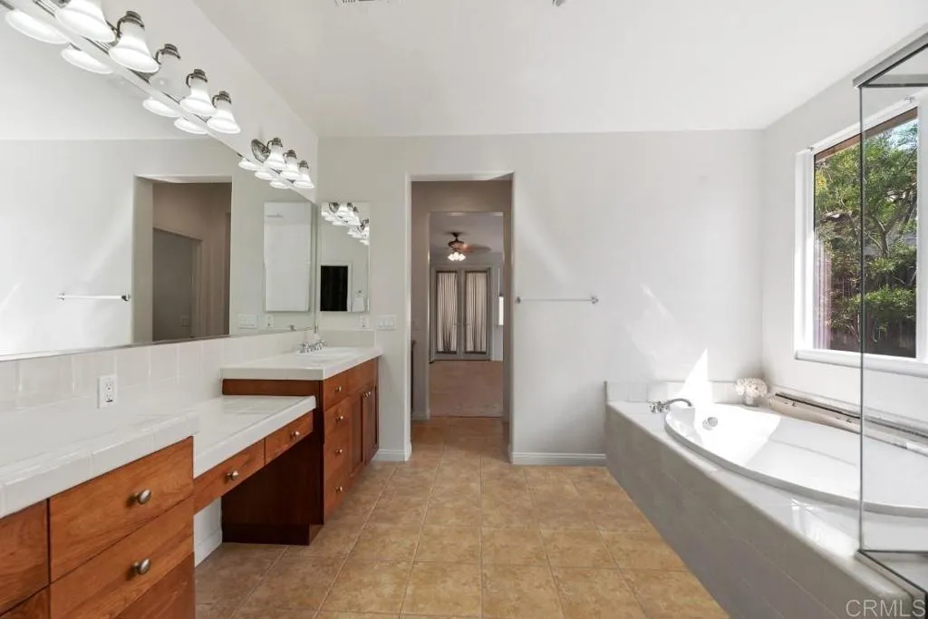 https://cdn.realtyfeed.com/cdn/127/305704714/6539e468af147a880fd5005b131fad3e.webp