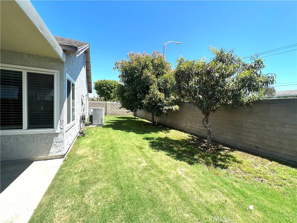 8896 Thames River Avenue, Fountain Valley, CA, 92708