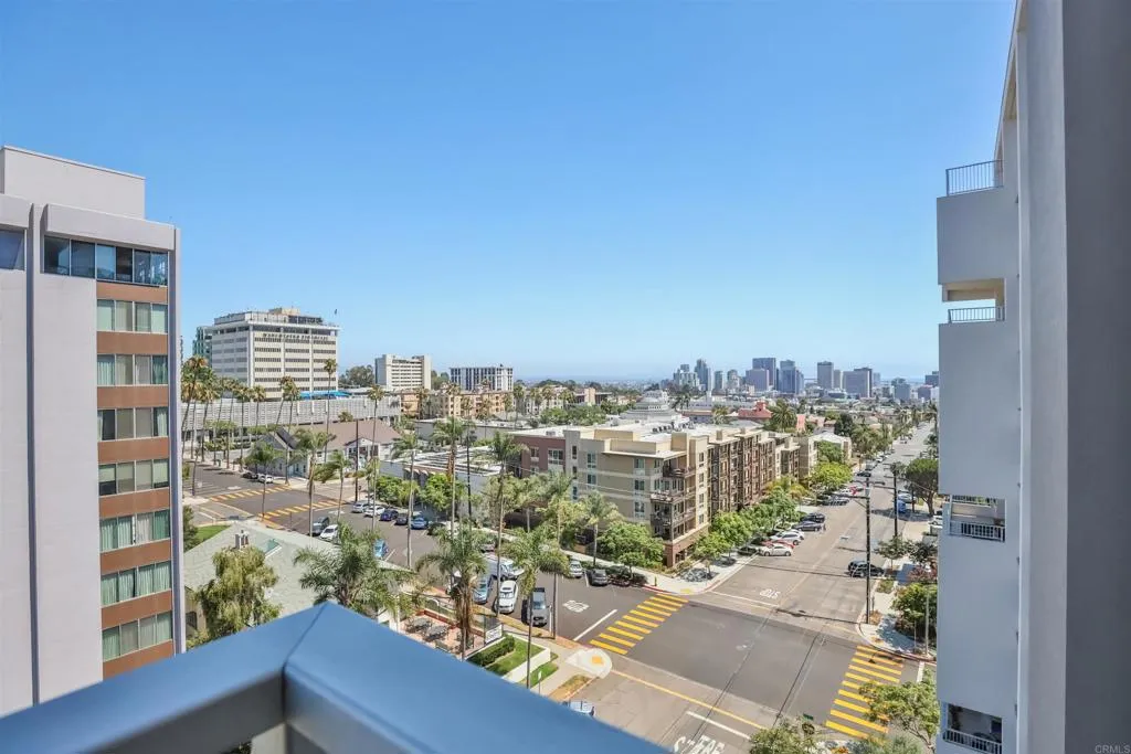 https://cdn.realtyfeed.com/cdn/127/305710165/f5531b05474157e3576228d9cfc38423.webp