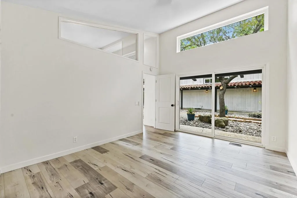 https://cdn.realtyfeed.com/cdn/127/305713101/4b517f24336a188032293a95227377d2.webp
