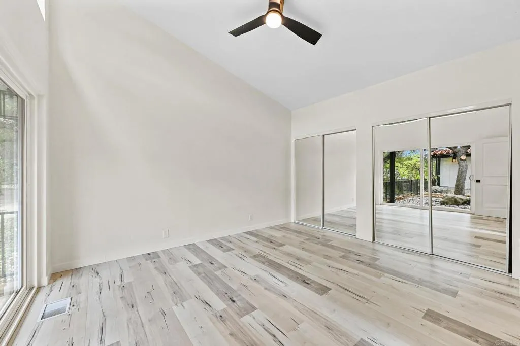 https://cdn.realtyfeed.com/cdn/127/305713101/4e76a2bb15ded1b69d0b09ec6618307f.webp