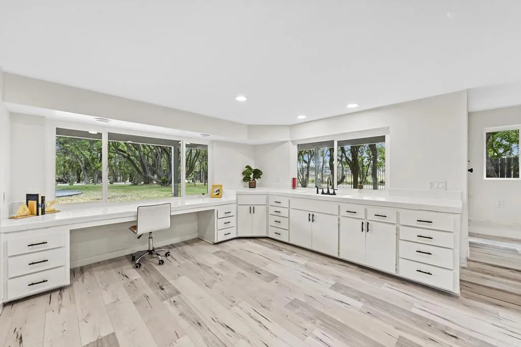 https://cdn.realtyfeed.com/cdn/127/305713101/916f8195149f7cb6bb2b634254716212.webp