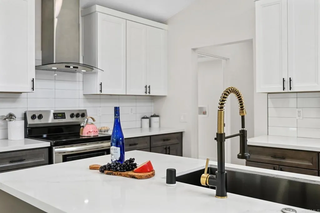 https://cdn.realtyfeed.com/cdn/127/305713101/d931475869408823179aff43a8bc69d6.webp