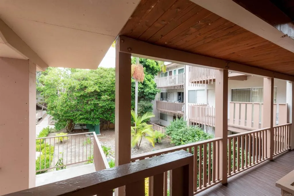 https://cdn.realtyfeed.com/cdn/127/305716121/c88aae810940cb21c891a15036b3657c.webp
