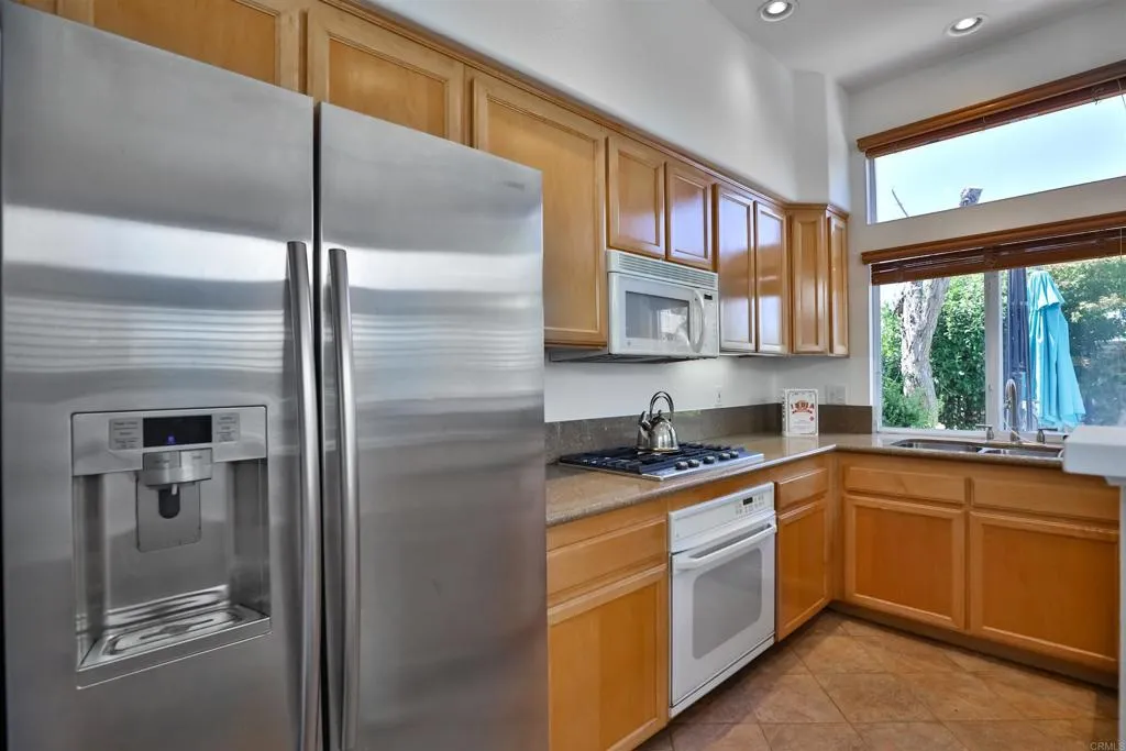 https://cdn.realtyfeed.com/cdn/127/305716824/9127301d13187cab223a81a3450079ee.webp