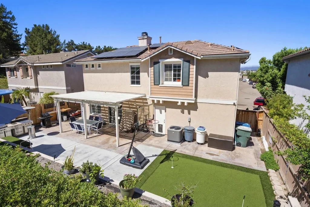 https://cdn.realtyfeed.com/cdn/127/305719591/cbe5fcc5486238b40bd6d179bec1db66.webp