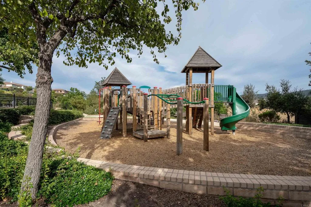 https://cdn.realtyfeed.com/cdn/127/305721059/5ff325a6e38a232b793961fad9644d28.webp