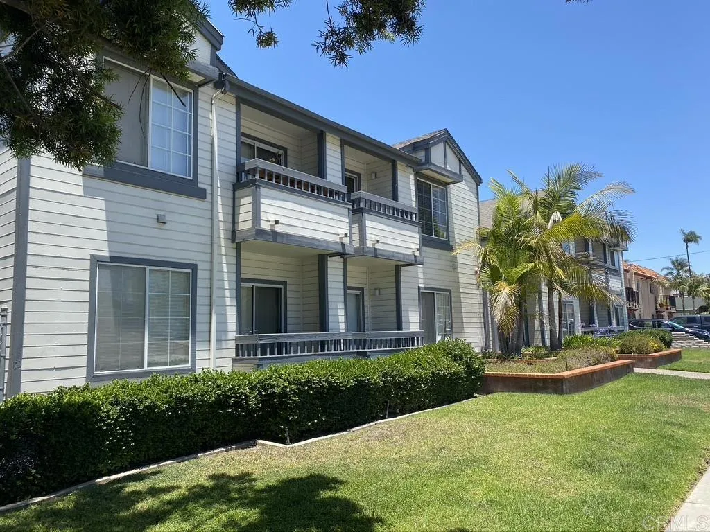 https://cdn.realtyfeed.com/cdn/127/305726512/de04d4347a4d90401ed75032cd187c4c.webp