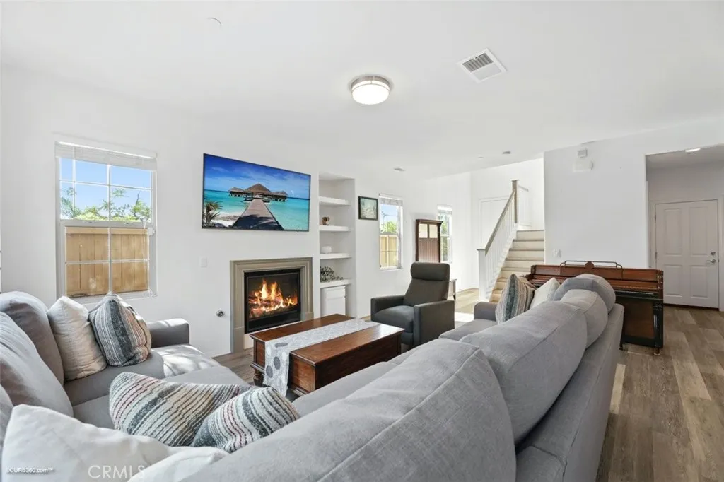 https://cdn.realtyfeed.com/cdn/127/305726607/e75fe8a246aa4aed4e217f15614f6ef4.webp