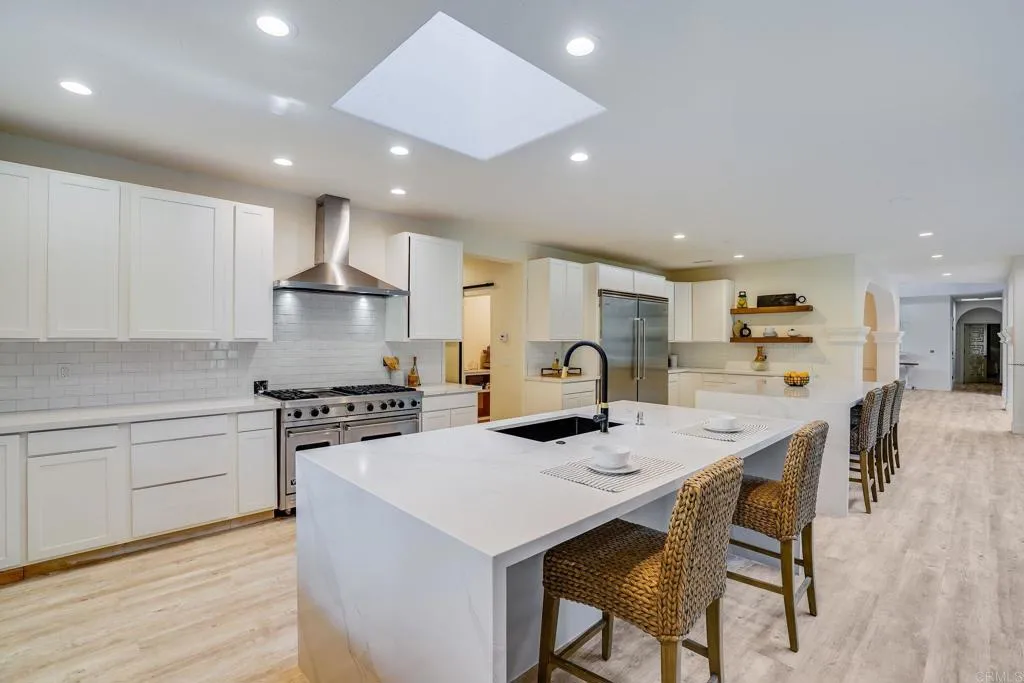 https://cdn.realtyfeed.com/cdn/127/305727185/46e8720b4416026985ddcbafdc5fcca9.webp