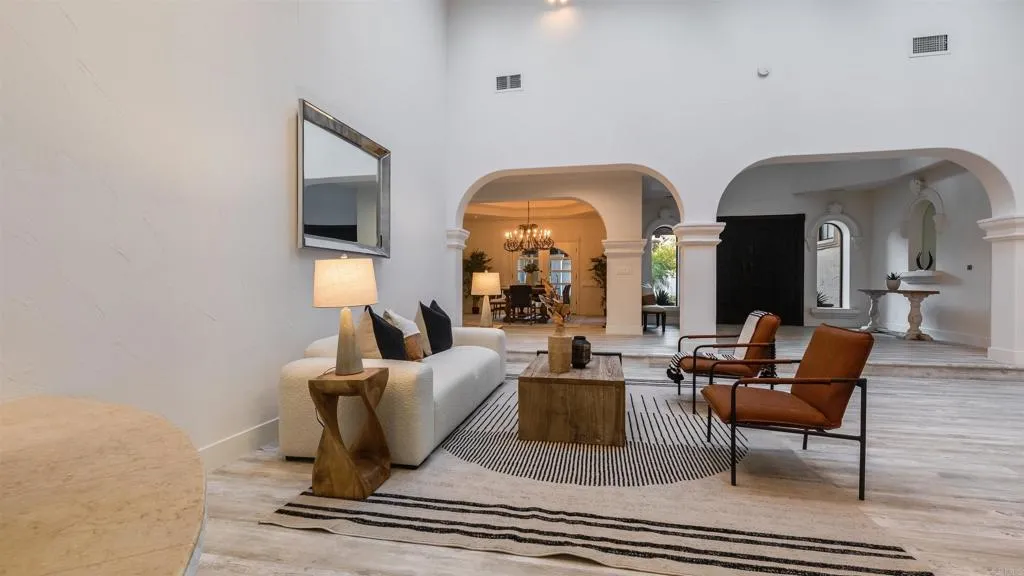 https://cdn.realtyfeed.com/cdn/127/305727185/80c0553c7afd28432abbc3fd175d91ae.webp