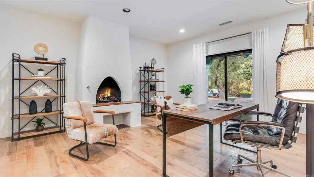 https://cdn.realtyfeed.com/cdn/127/305727185/f6fabddc3c405fda48e6f56bd35e9510.webp
