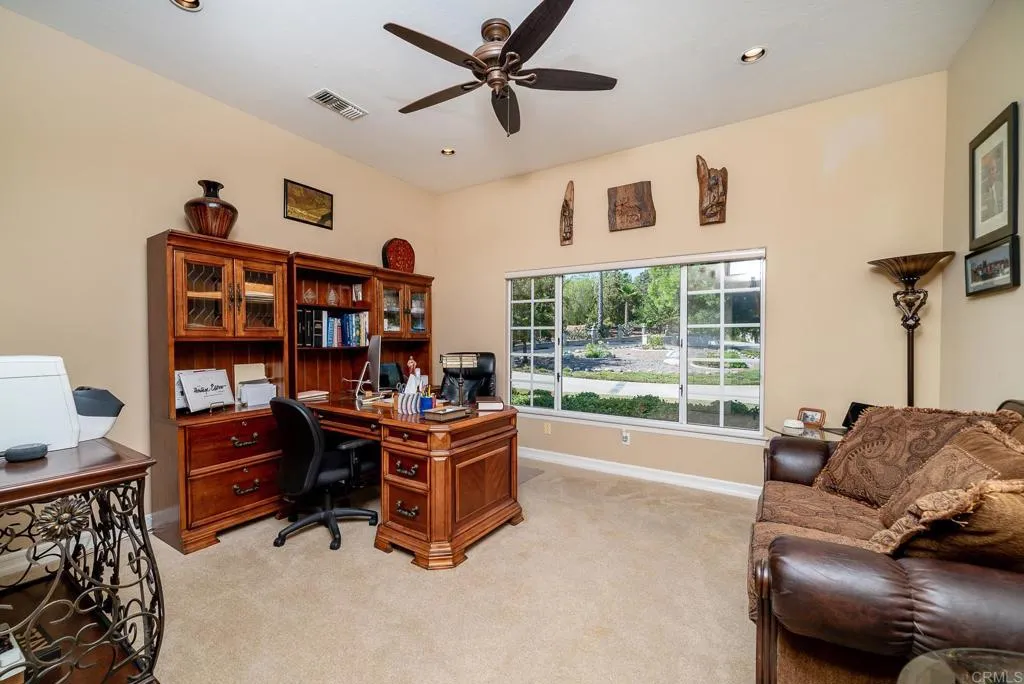 https://cdn.realtyfeed.com/cdn/127/305727206/03ddbf02a1552540434b05a96ed512d3.webp