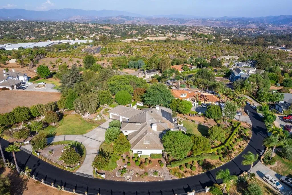 https://cdn.realtyfeed.com/cdn/127/305727206/982e84d3d37fdf59fe6c60d17d3d7535.webp