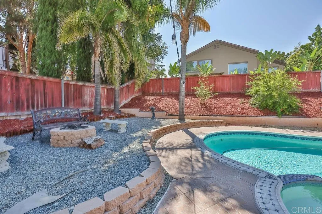 https://cdn.realtyfeed.com/cdn/127/305751737/64464b1c1d6e75267c0969d3cf81dd33.webp
