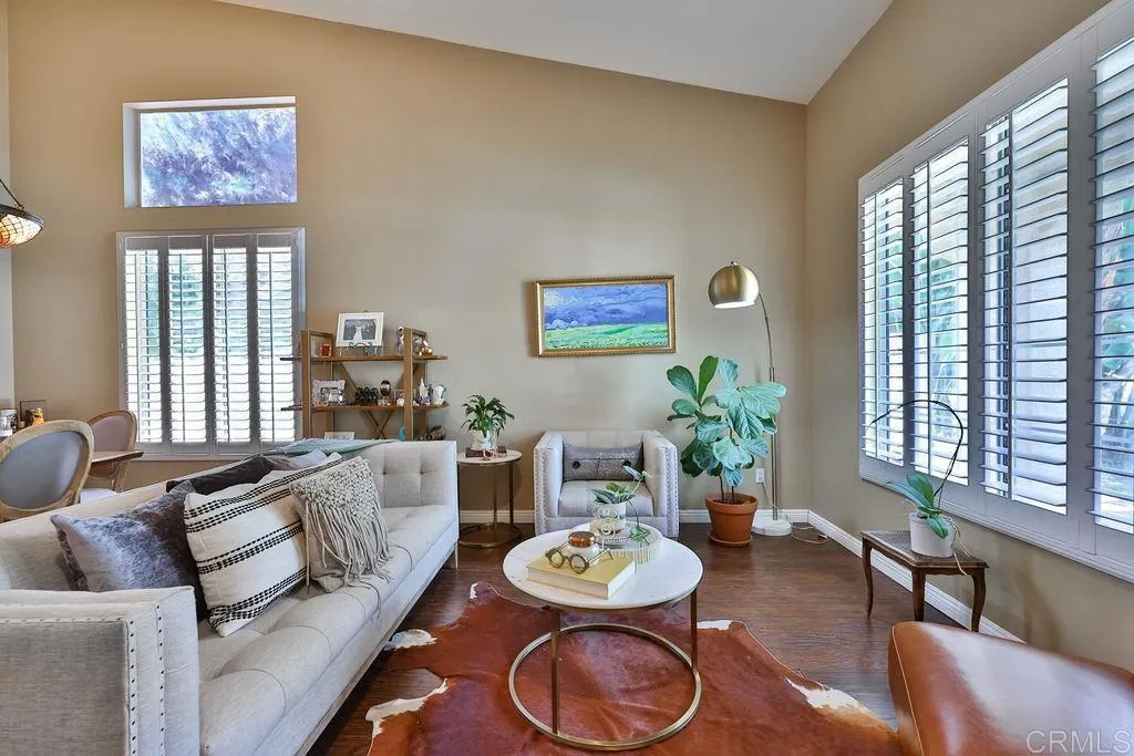https://cdn.realtyfeed.com/cdn/127/305751737/672c31afe00fabc465ad4eafa9d2b4d5.webp