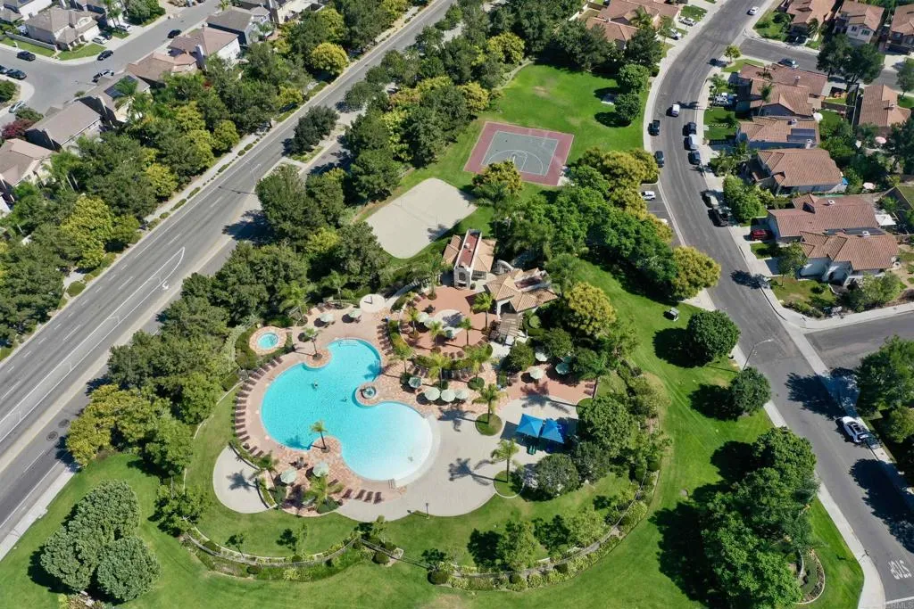 https://cdn.realtyfeed.com/cdn/127/305751737/9cfca5bbde185960b734c47459d40fc4.webp