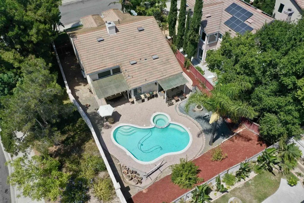 https://cdn.realtyfeed.com/cdn/127/305751737/d4afcfa02c7b9b01416d12af5cf44697.webp