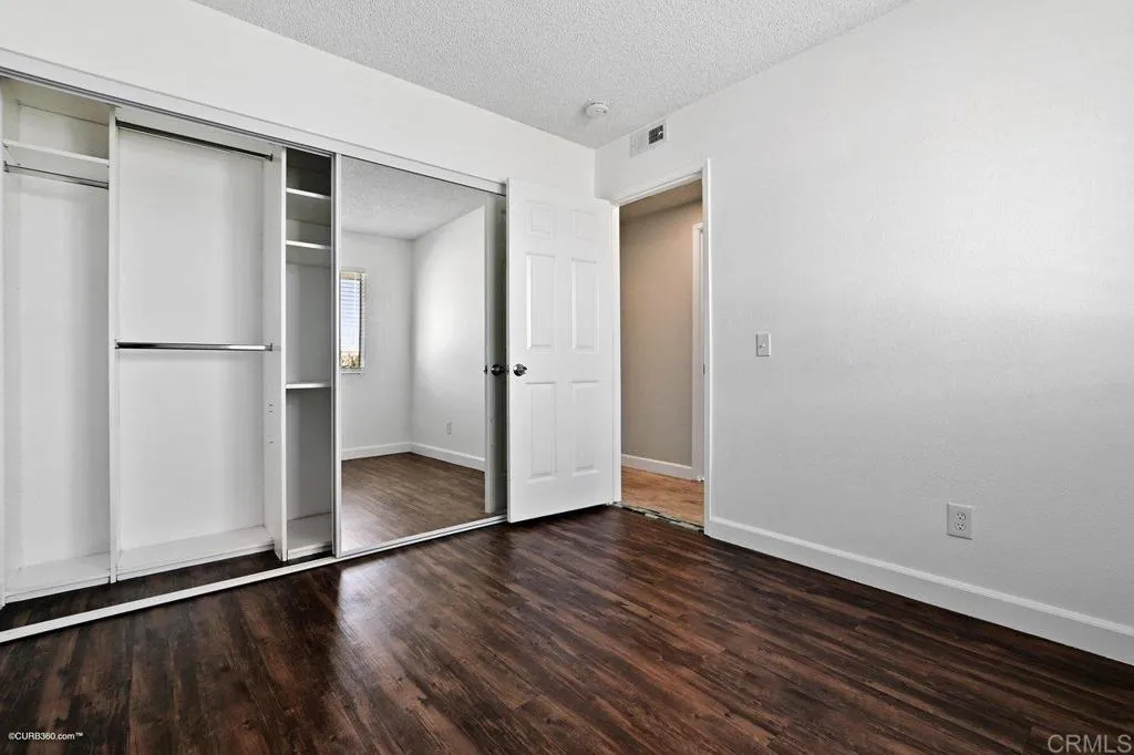 https://cdn.realtyfeed.com/cdn/127/305760481/8b2f6afb80847454675af29bac791f20.webp