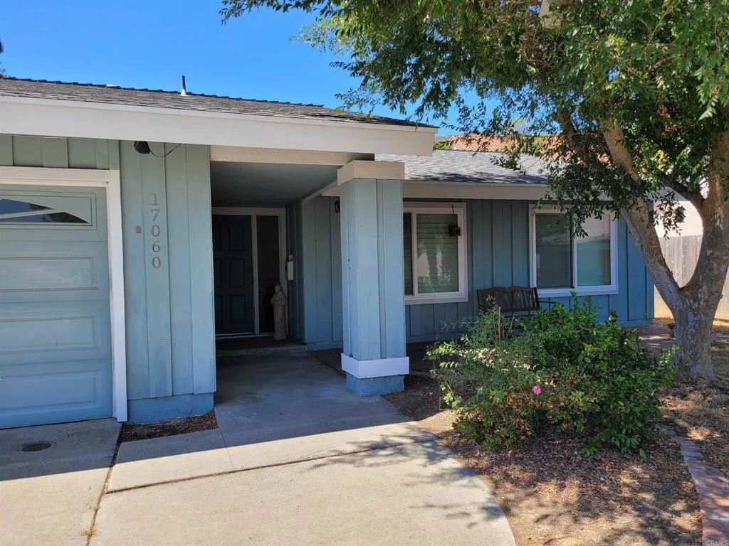 https://cdn.realtyfeed.com/cdn/127/305779125/166f24ac6546543979e398192147dddf.webp