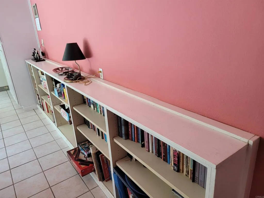 https://cdn.realtyfeed.com/cdn/127/305779125/66b44fae9e964f78d1125b658273c97c.webp