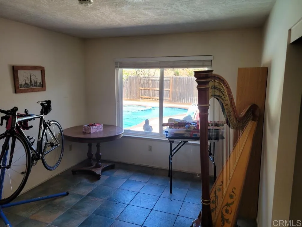 https://cdn.realtyfeed.com/cdn/127/305779125/e7063ab0ef4c5222a6b0e0b506c348ff.webp