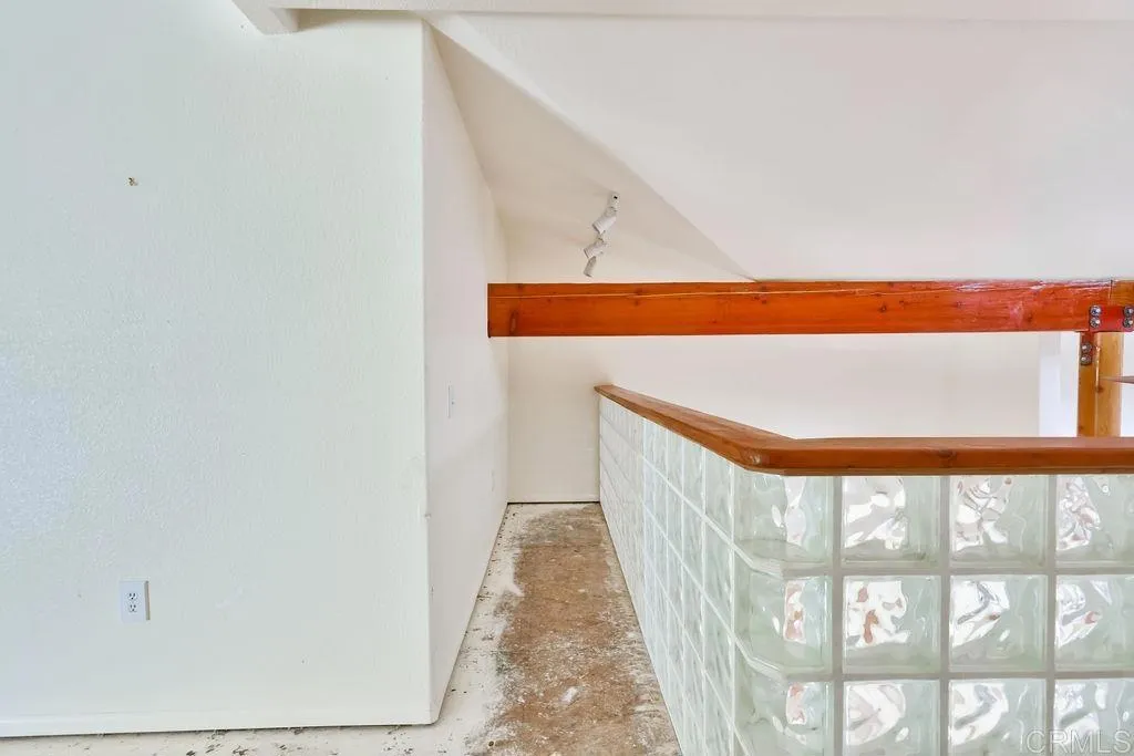 https://cdn.realtyfeed.com/cdn/127/305780750/c2300b07845c8509f3b4205af75508f7.webp