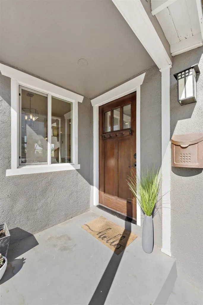 https://cdn.realtyfeed.com/cdn/127/305780954/38f99407703b45193408cf13d60cc477.webp