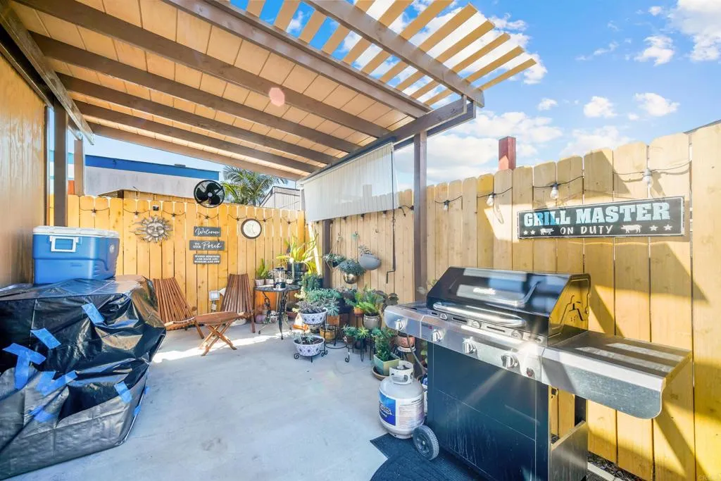 https://cdn.realtyfeed.com/cdn/127/305784924/6b015e6506ea18233f79687b8f1eabe9.webp