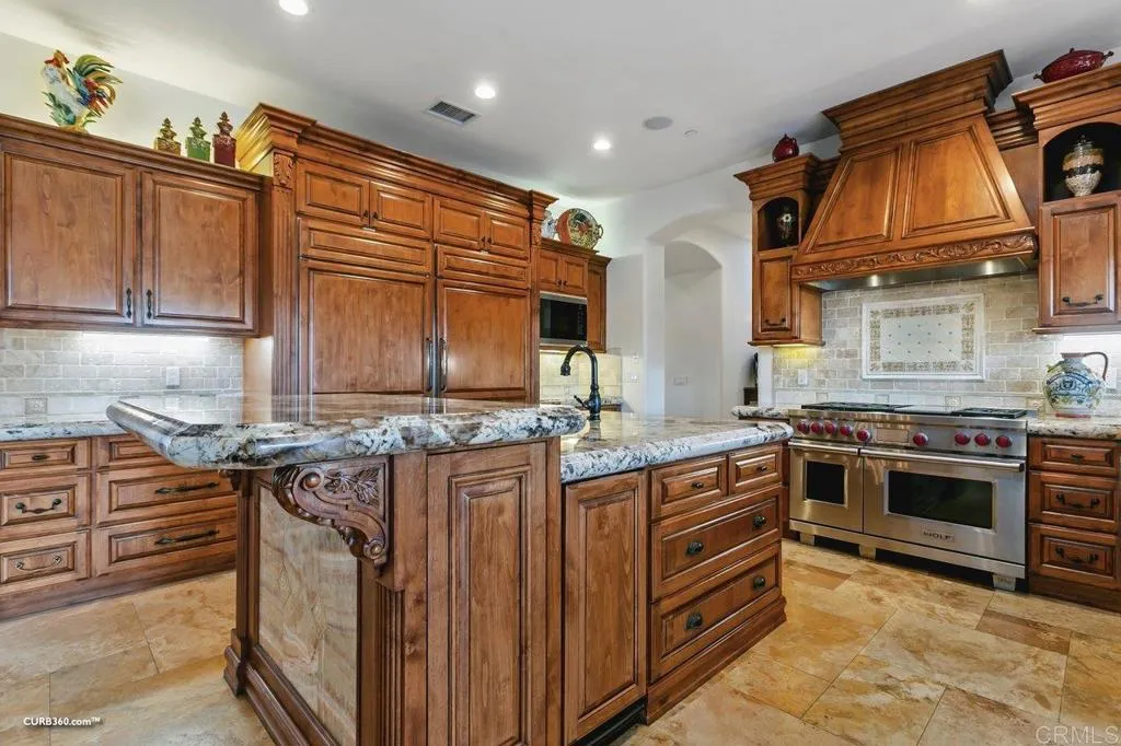 https://cdn.realtyfeed.com/cdn/127/305786195/9616c0b7fc5c1f6983ac9815ad2d7c6a.webp