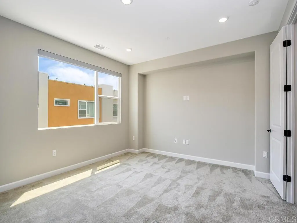 https://cdn.realtyfeed.com/cdn/127/305788602/07f974ff96641be3347d20a84f58a5ad.webp