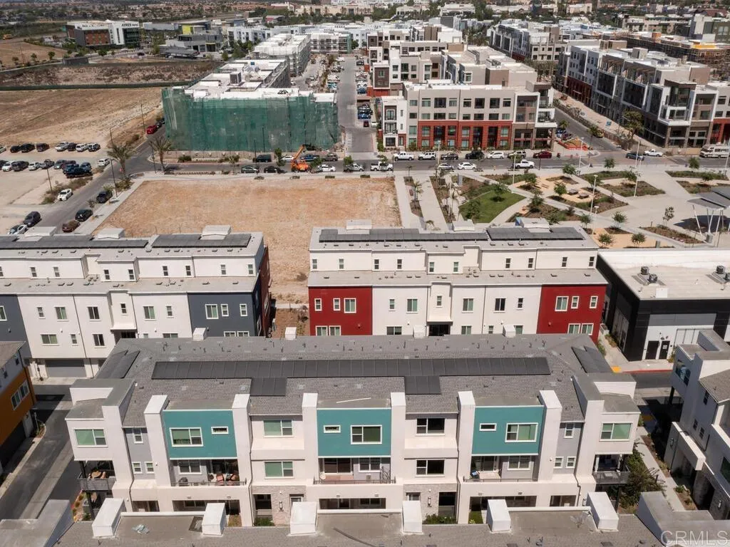 https://cdn.realtyfeed.com/cdn/127/305788602/482beaf3cd8e660733938d53607312c0.webp