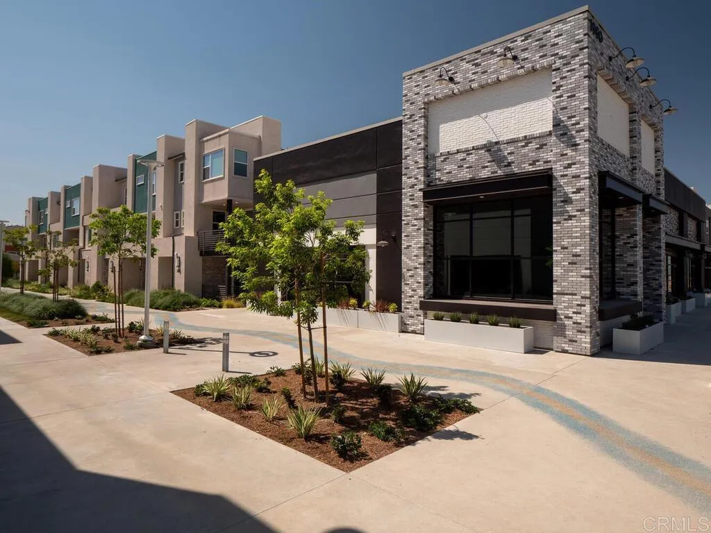 https://cdn.realtyfeed.com/cdn/127/305788602/9bd9807e223fc678f4777e00094811f3.webp