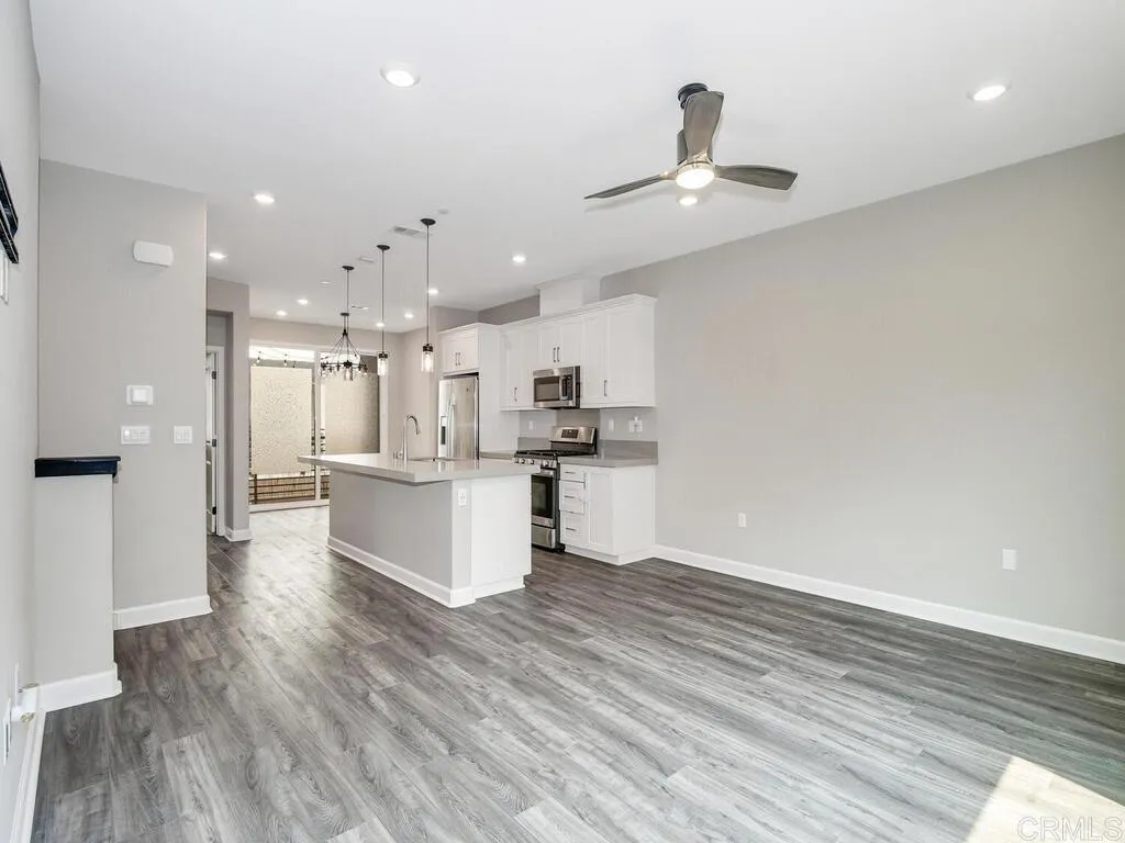 https://cdn.realtyfeed.com/cdn/127/305788602/d1c47232a1dcd400bbd6000ef6a702b2.webp