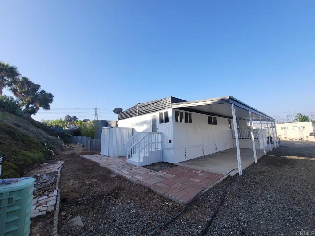 https://cdn.realtyfeed.com/cdn/127/305789540/a4ccf92acd90f7e3e8c63dea7d84ebc4.webp