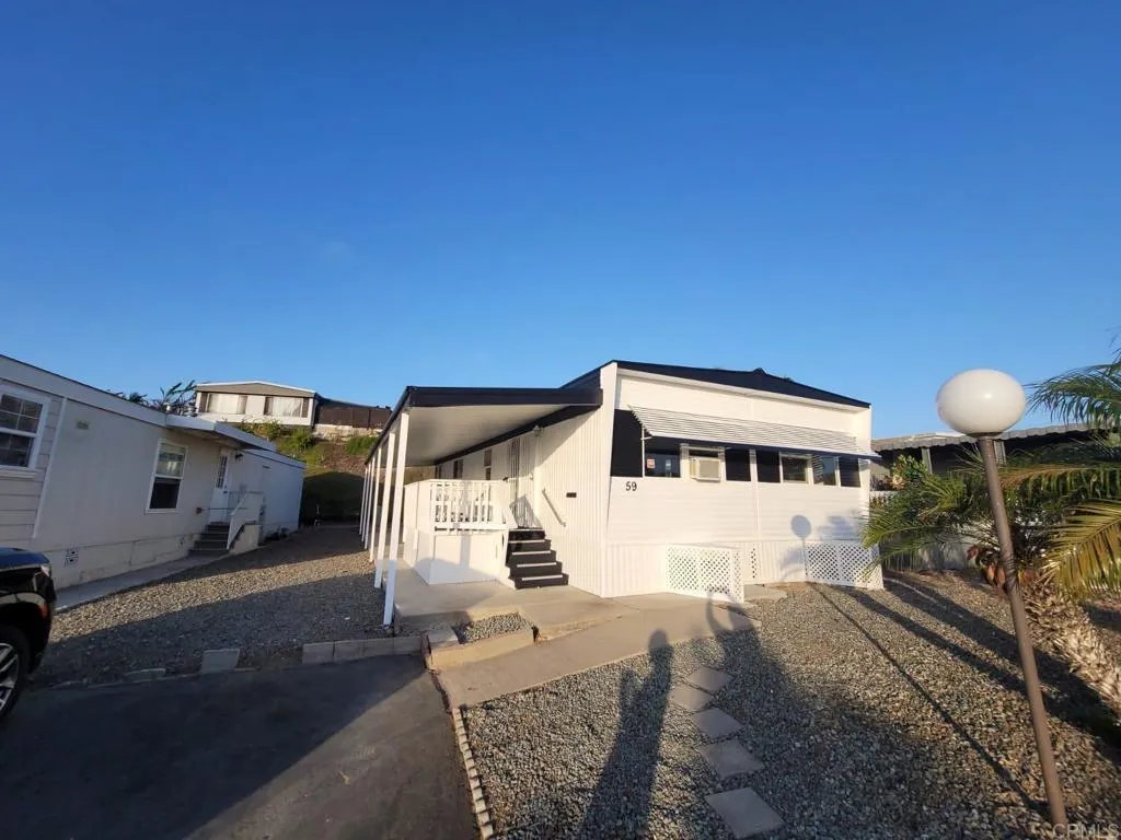 https://cdn.realtyfeed.com/cdn/127/305789540/ebc10c701179c3320122ed392c173771.webp