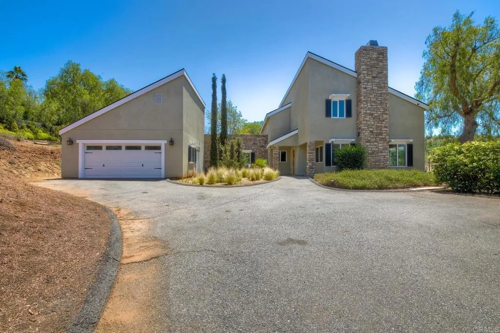 https://cdn.realtyfeed.com/cdn/127/305789856/3845332065319725fa7d3e4489a00265.webp