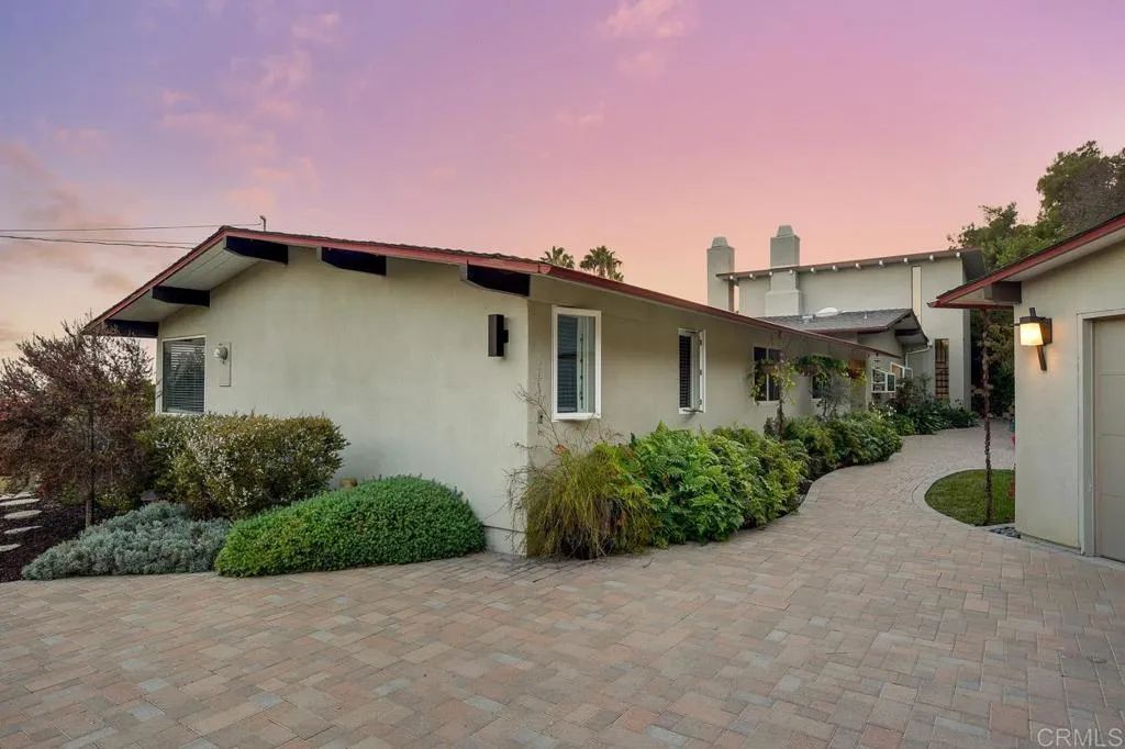 https://cdn.realtyfeed.com/cdn/127/305790148/e8434b4fac8f9290b816d3888d8fe524.webp