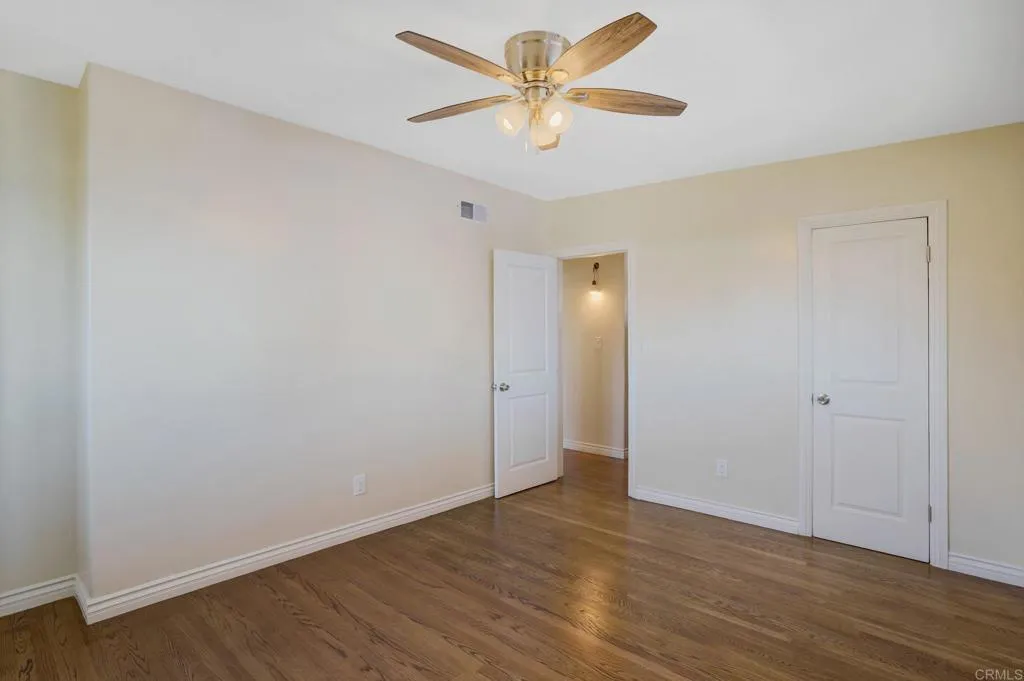 https://cdn.realtyfeed.com/cdn/127/305791049/855fe36c350cdd353338325254be19a1.webp