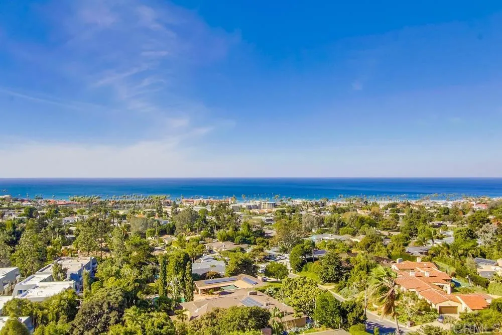 https://cdn.realtyfeed.com/cdn/127/305793026/487931e5e3f6898d95475b3a4a7ceb7f.webp