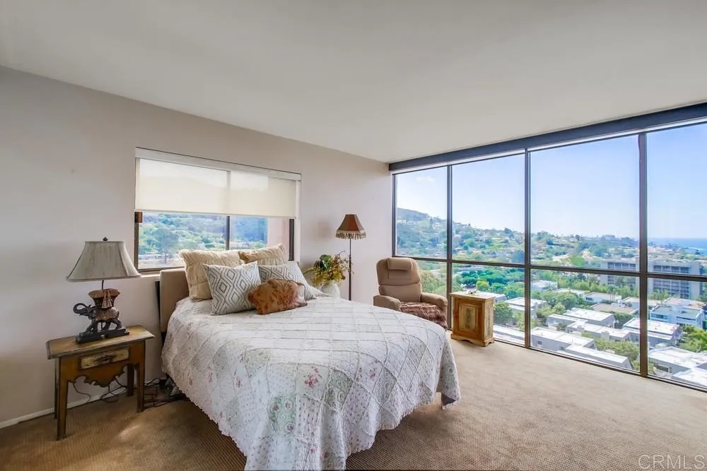 https://cdn.realtyfeed.com/cdn/127/305793026/88659b1b88244913b79389db29d17b71.webp