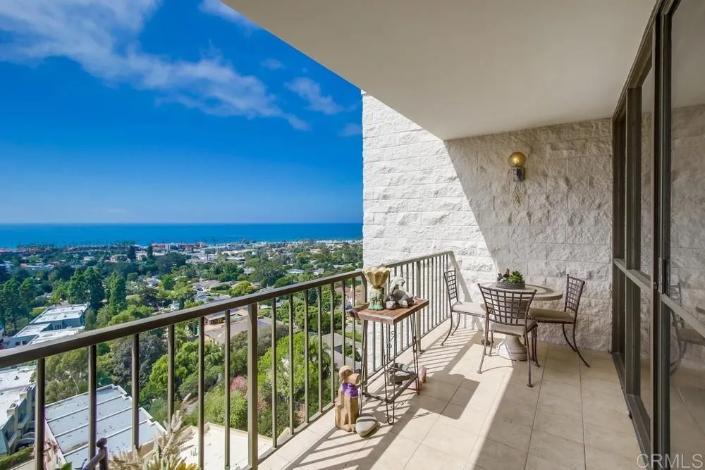 https://cdn.realtyfeed.com/cdn/127/305793026/a096cac56097f5928f06832fe19840bf.webp