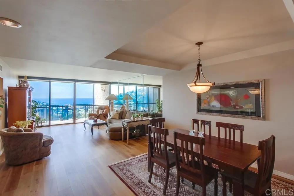 https://cdn.realtyfeed.com/cdn/127/305793026/b960d0d1276011d92458352051ccb554.webp