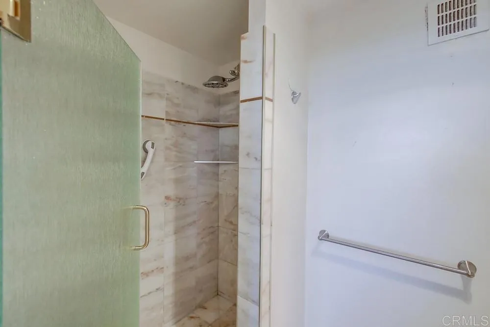 https://cdn.realtyfeed.com/cdn/127/305793026/d7b784b613eb6f858e62052b7d92cfec.webp