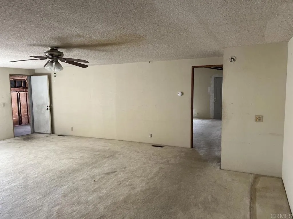 https://cdn.realtyfeed.com/cdn/127/305794139/e5d3351e4285161921f05d02b90abd43.webp