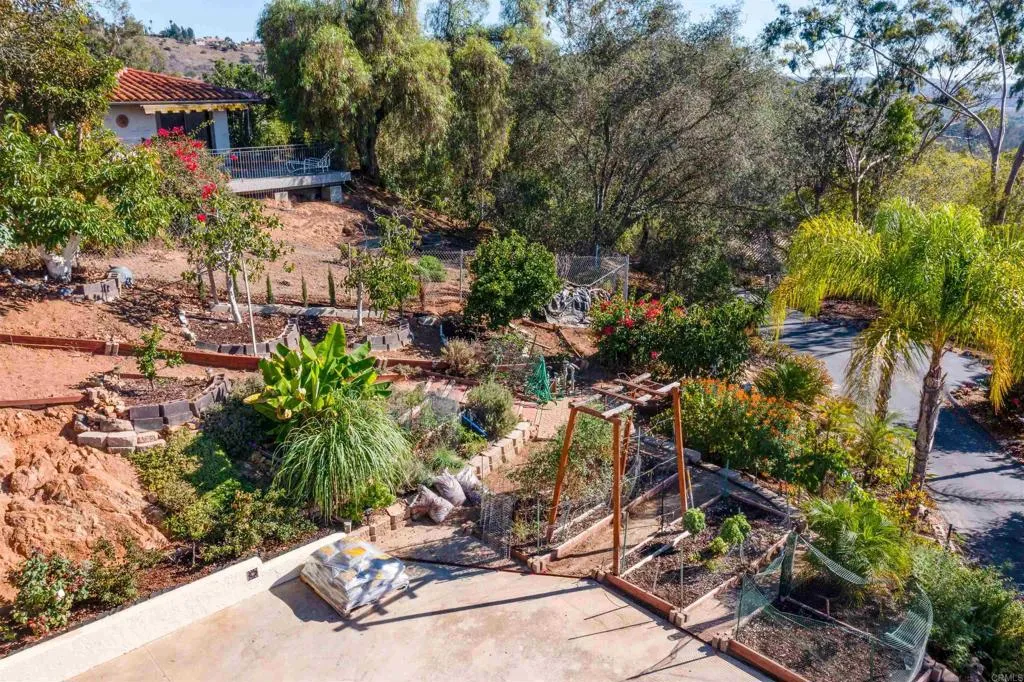 https://cdn.realtyfeed.com/cdn/127/305794975/c99a64505cdf78cf0ab02791986c3e3f.webp