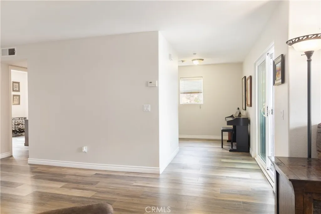 Photo #6: SW22206812 Listing 