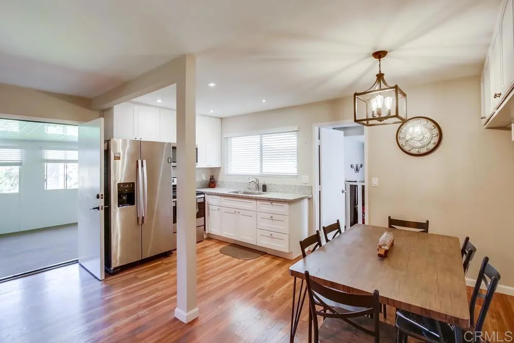 https://cdn.realtyfeed.com/cdn/127/305796331/6e2c81b4f7220ecdcc24c885df174639.webp