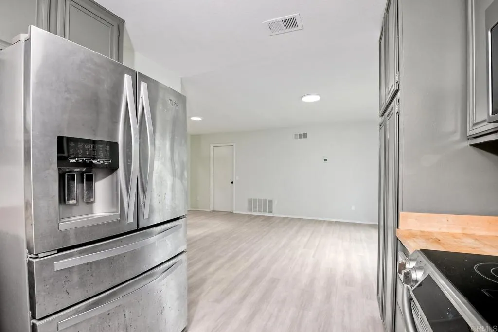 https://cdn.realtyfeed.com/cdn/127/305798807/64a02265107da0c54bba3a628c32070e.webp